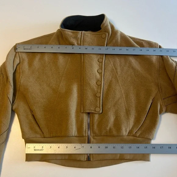 Alo Yoga, Brown Strut Cropped Jacket, Sz M - Picture 9 of 14